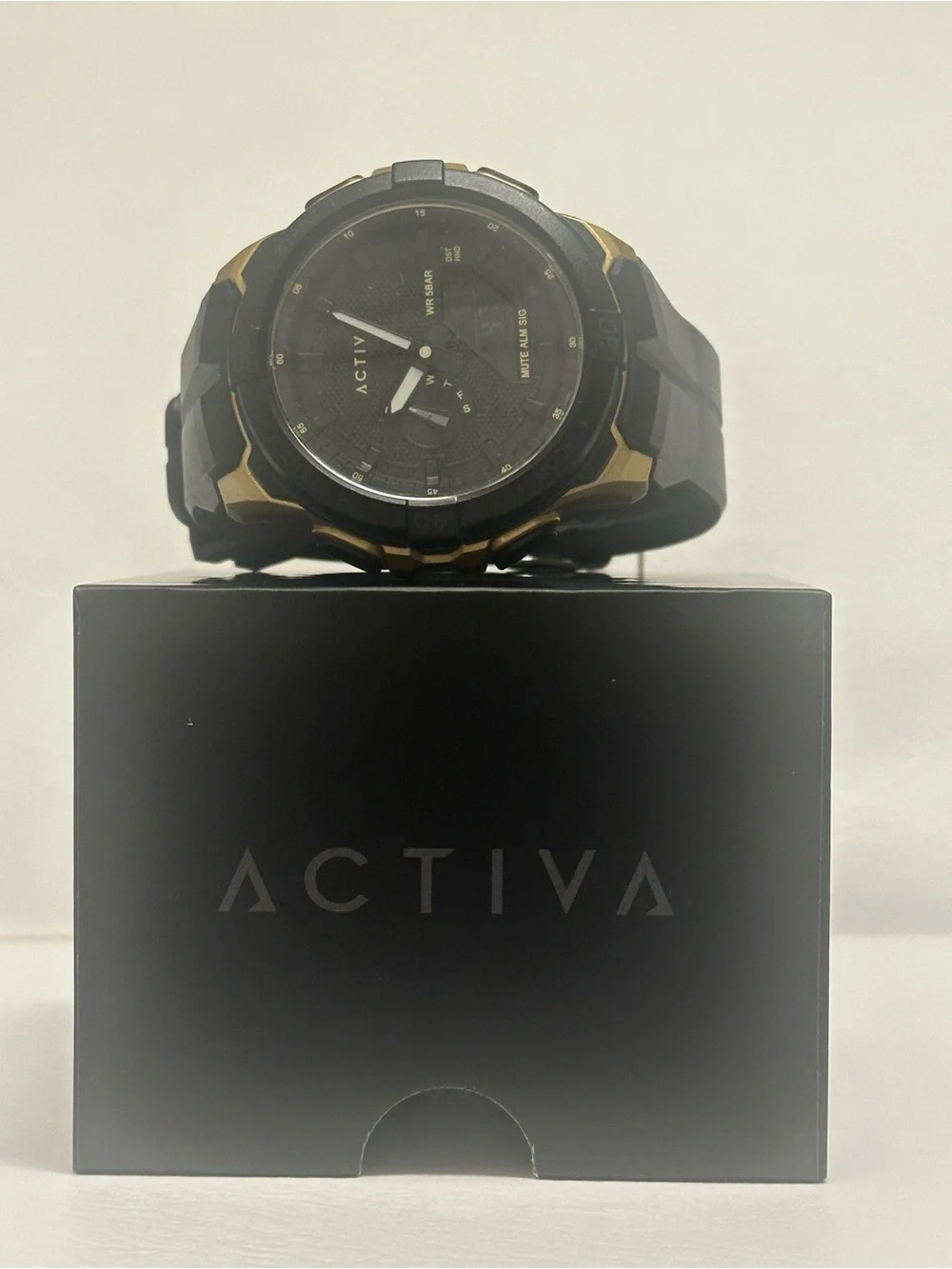 Activa X Invicta Digital Essentials Watch - Picture 3 of 5